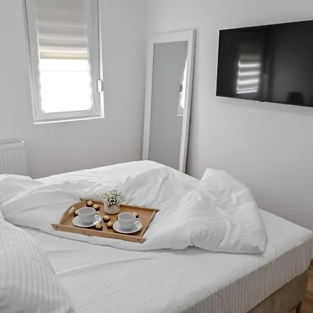 Porto Lux Appartement Arandelovac